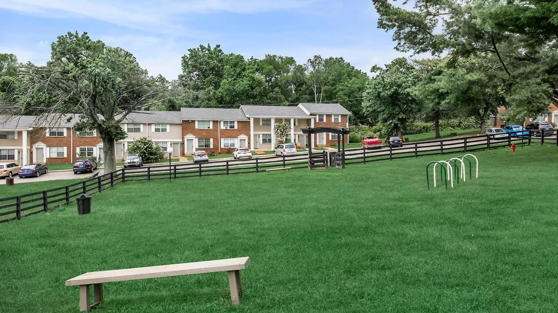 Brentwood P4 I Cozy & Comfy I 2Bd 15 Bth Apartment Nashville