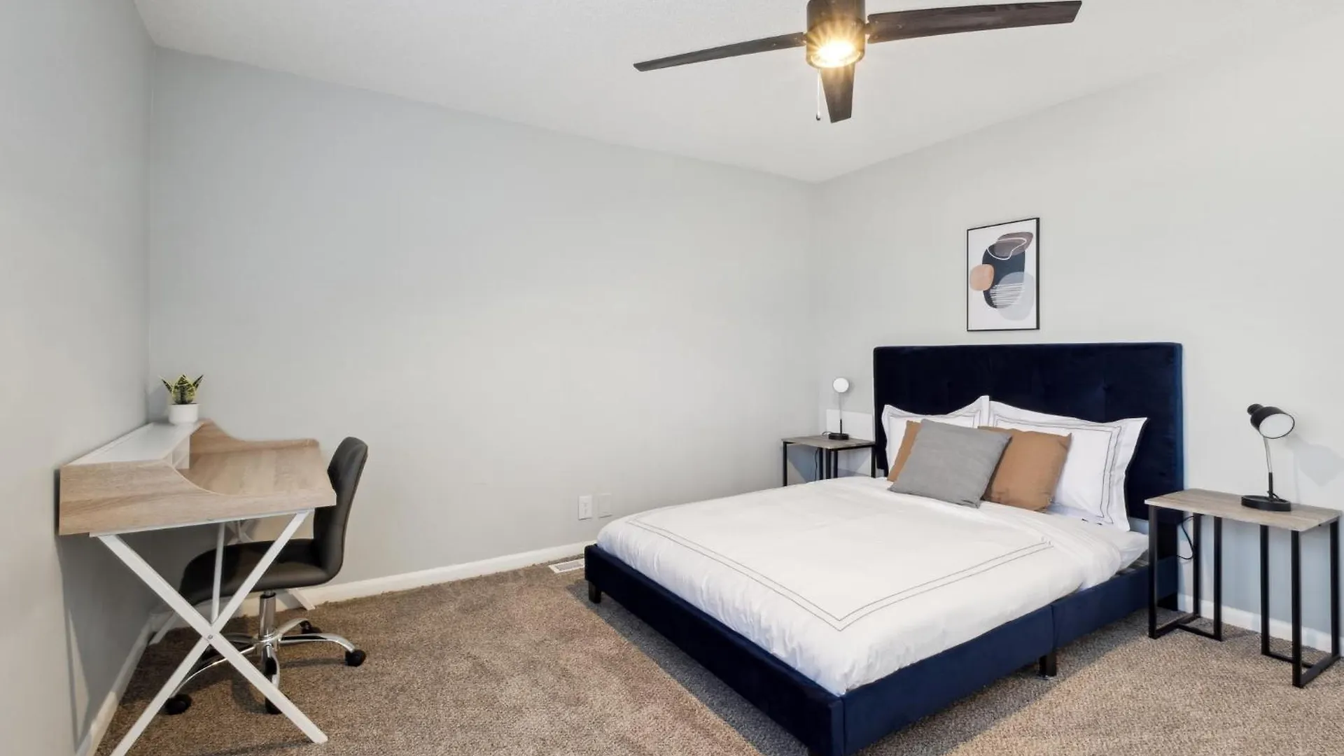 Brentwood P4 I Cozy & Comfy I 2Bd 15 Bth contacts